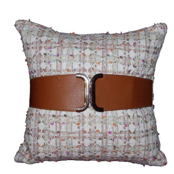 New Item Alert!! White Cream MetallicTweed (Buckle Attached)